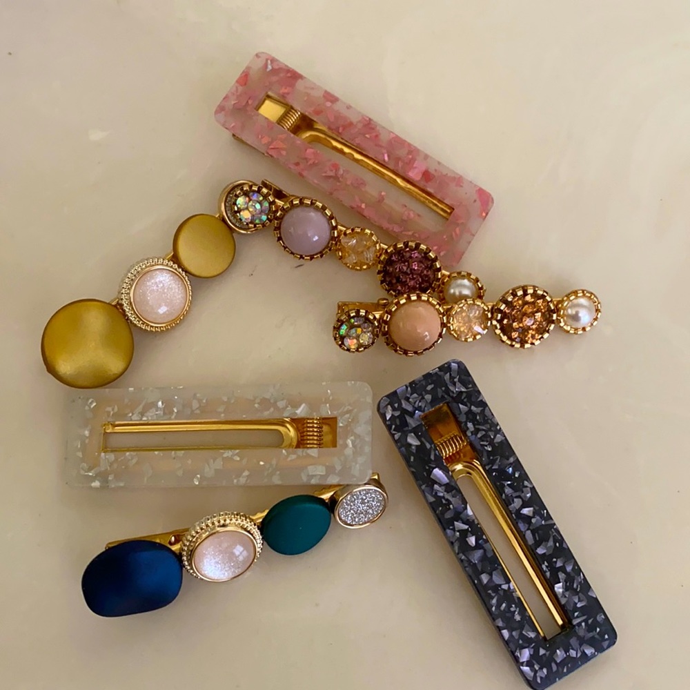 Hair clips